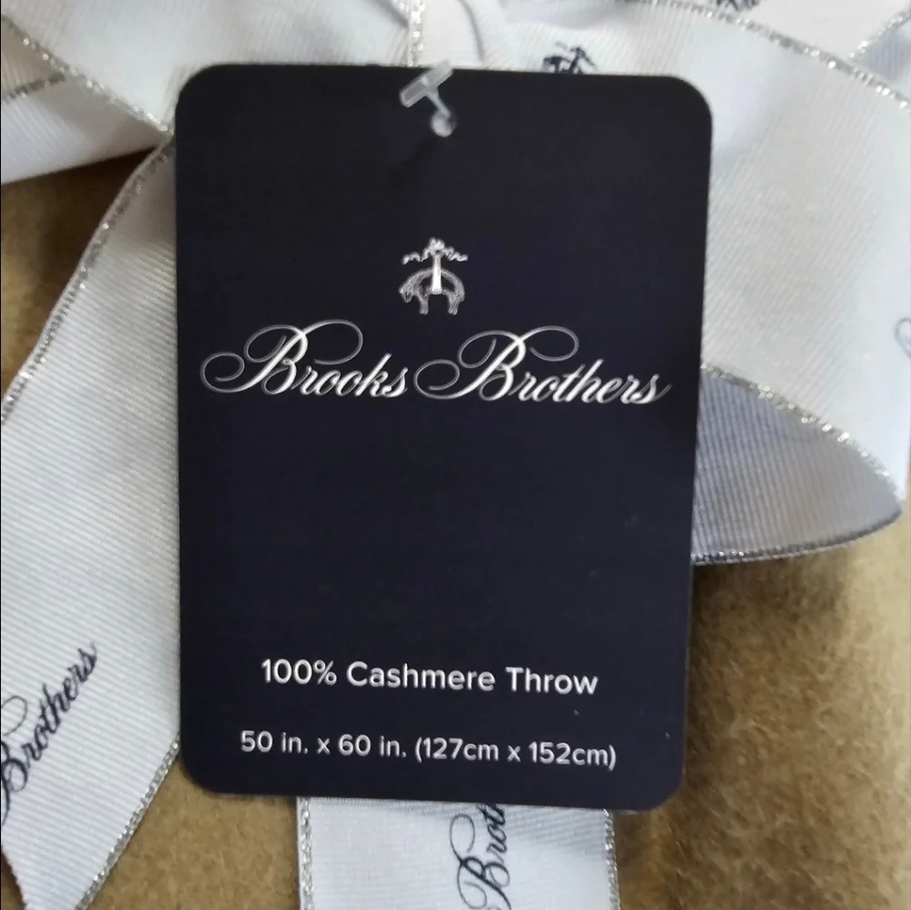 Brooks Brothers Home 100% Cashmere Throw Blanket NWT $395 Size 60'' x 50